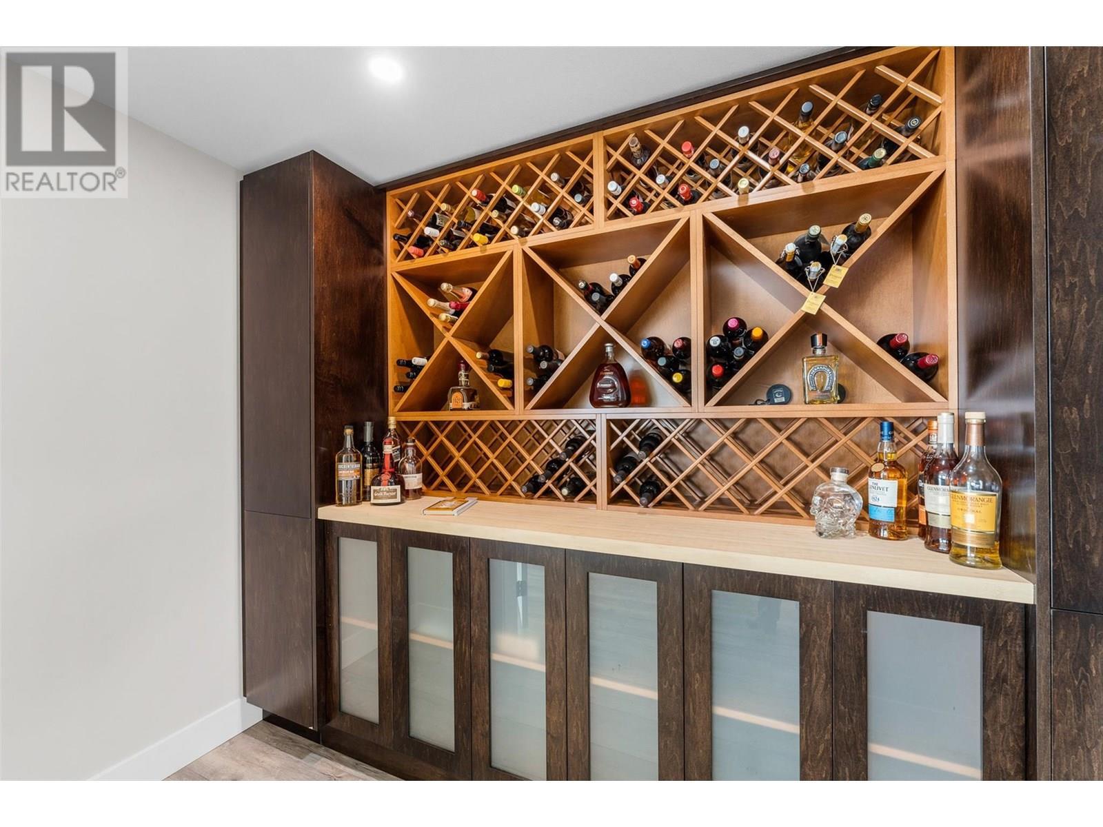 3645 Mckinley Beach Drive, Kelowna, BC - Indoor Photo Showing Other Room