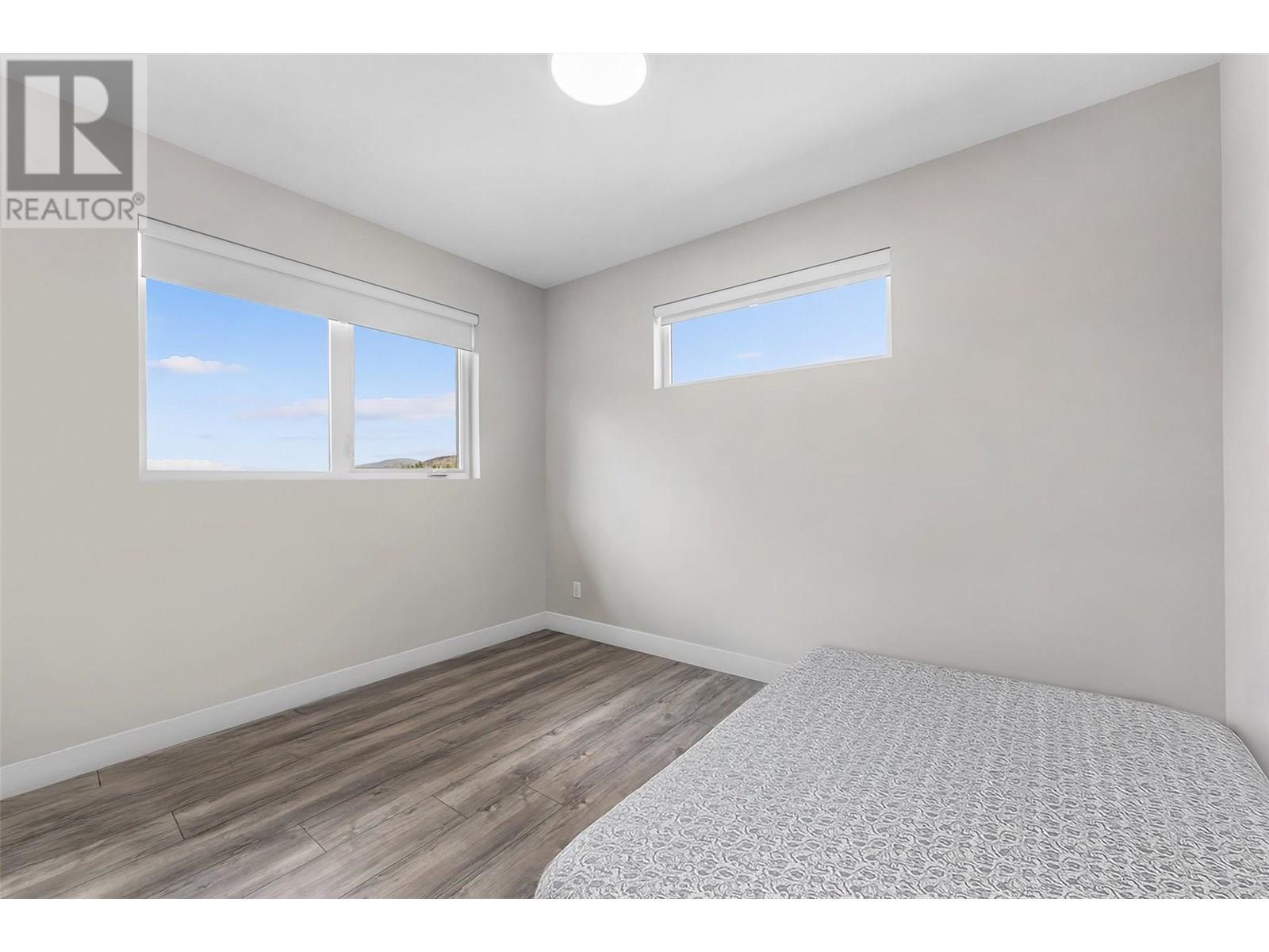 3645 Mckinley Beach Drive, Kelowna, BC - Indoor