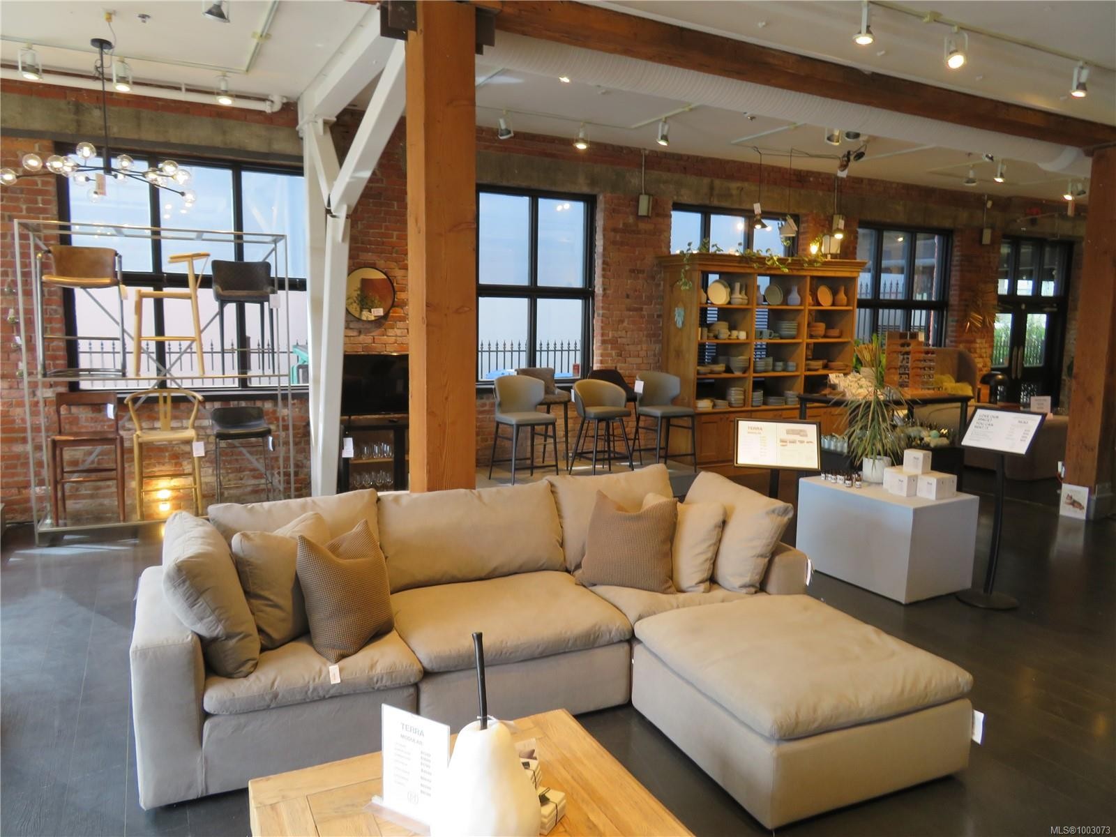 1630 Store St, Victoria, BC