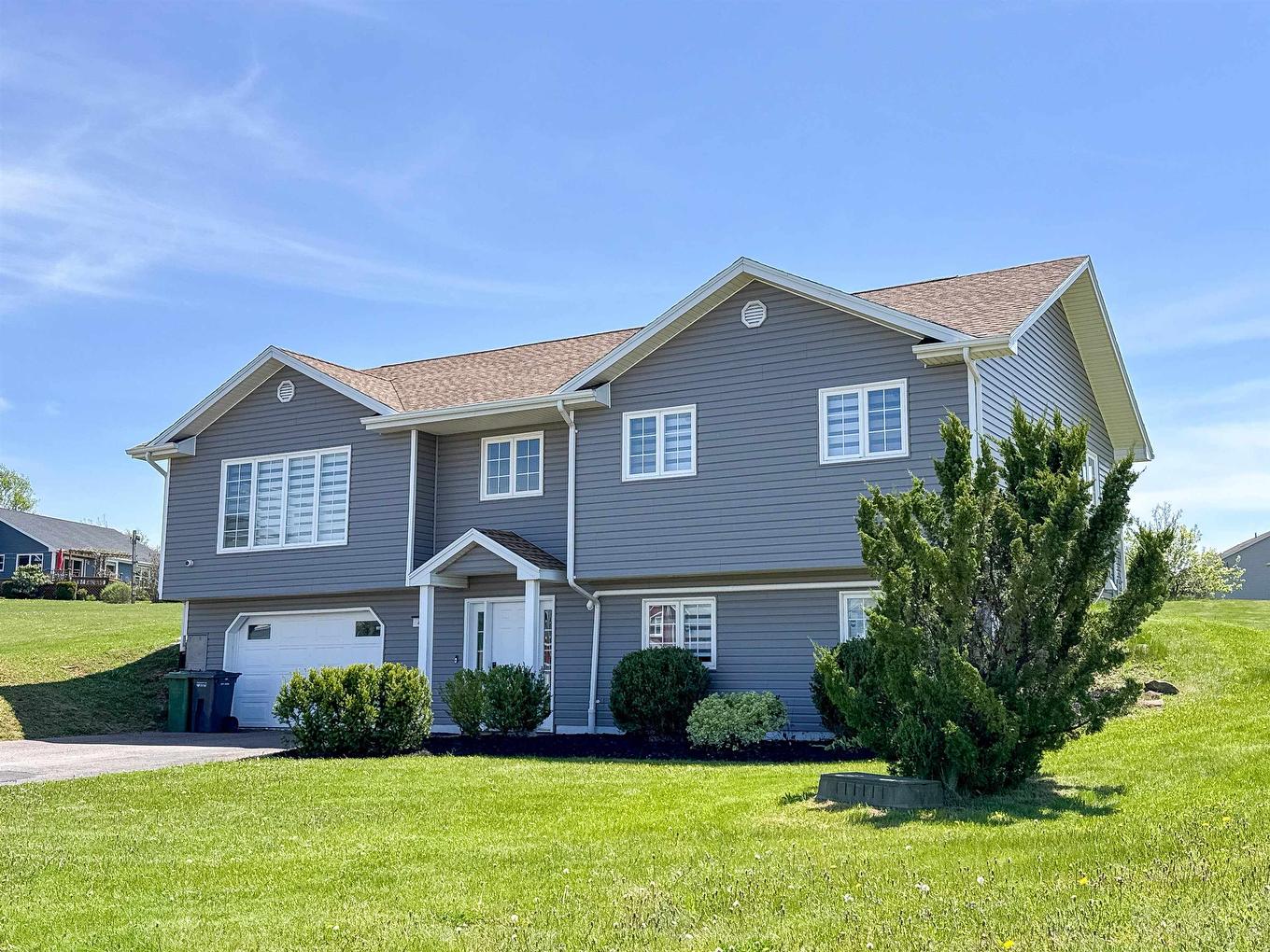 46 Maclauchlan Drive, Stratford, PE