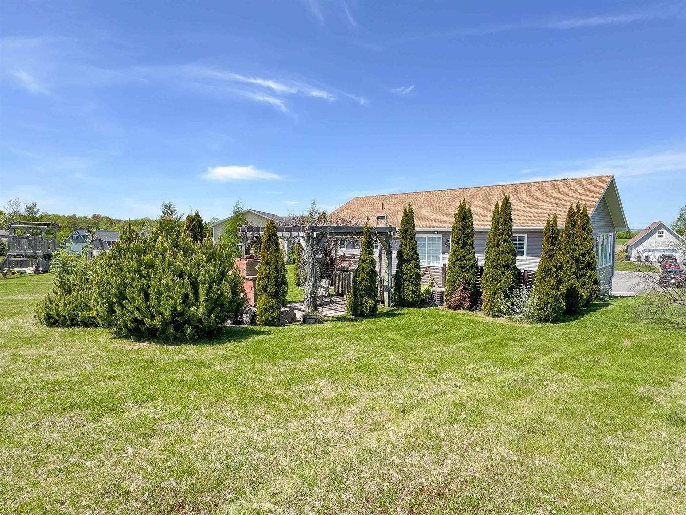 46 Maclauchlan Drive, Stratford, PE