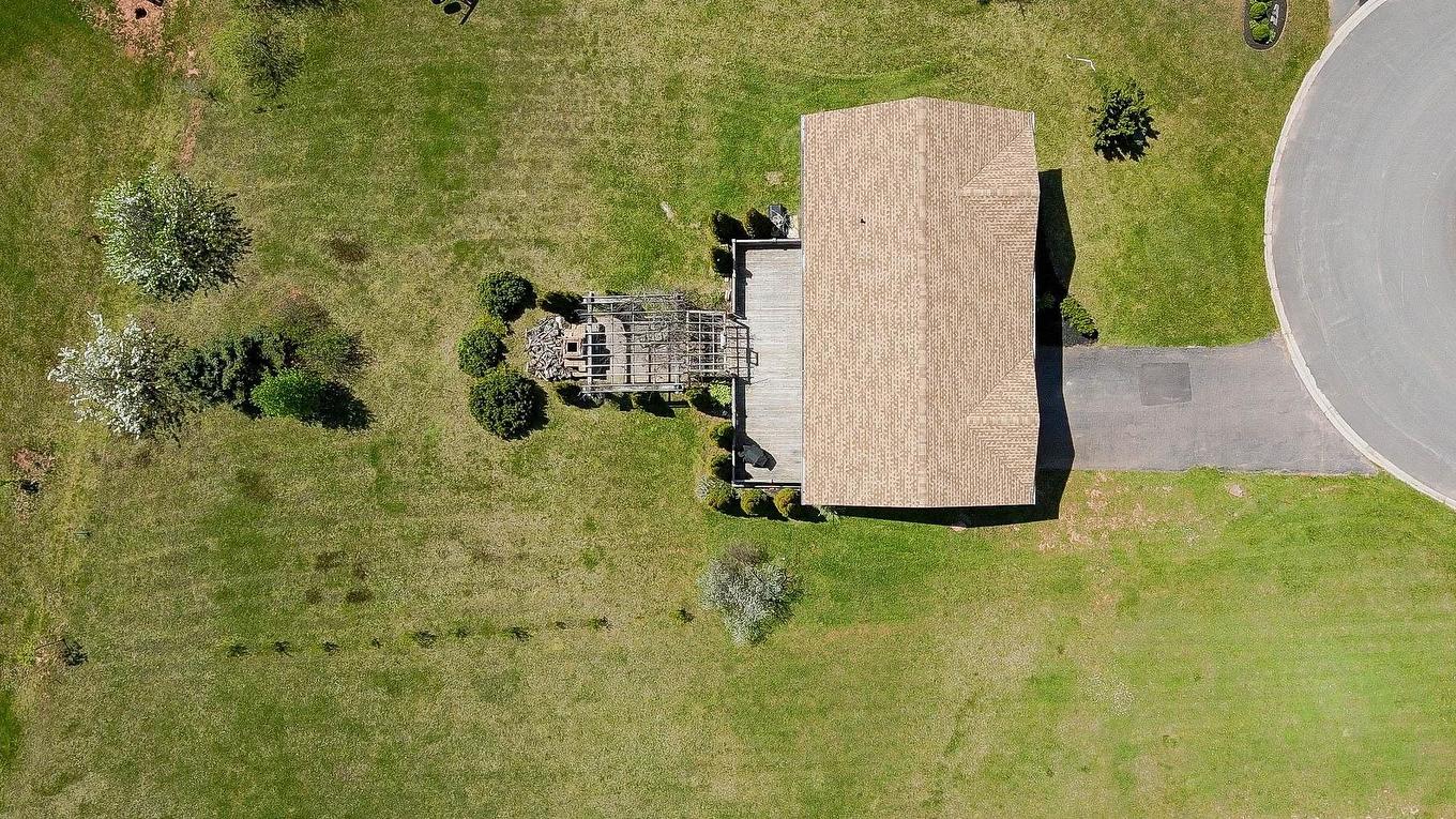 46 Maclauchlan Drive, Stratford, PE