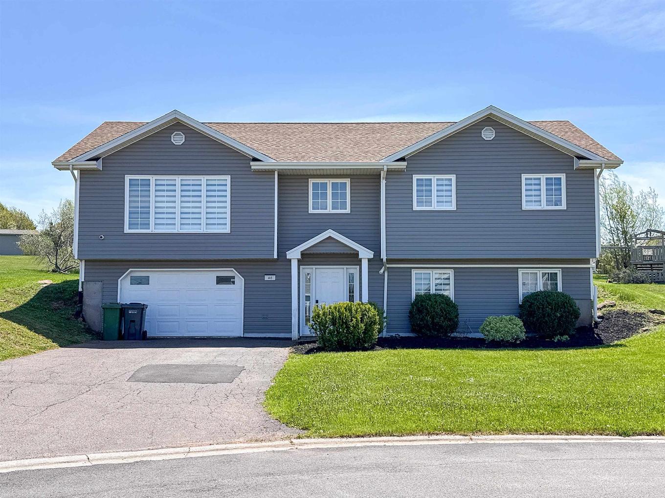 46 Maclauchlan Drive, Stratford, PE