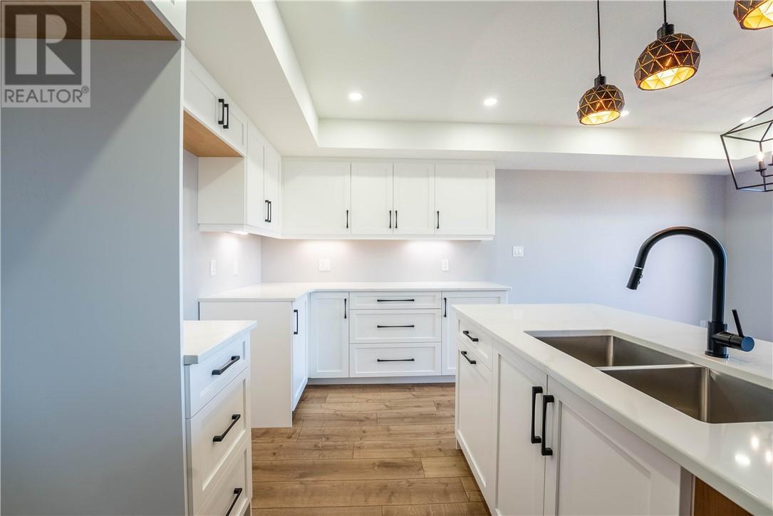 2954 Ruby Street, Chelmsford, ON - Indoor Photo Showing Kitchen With Double Sink