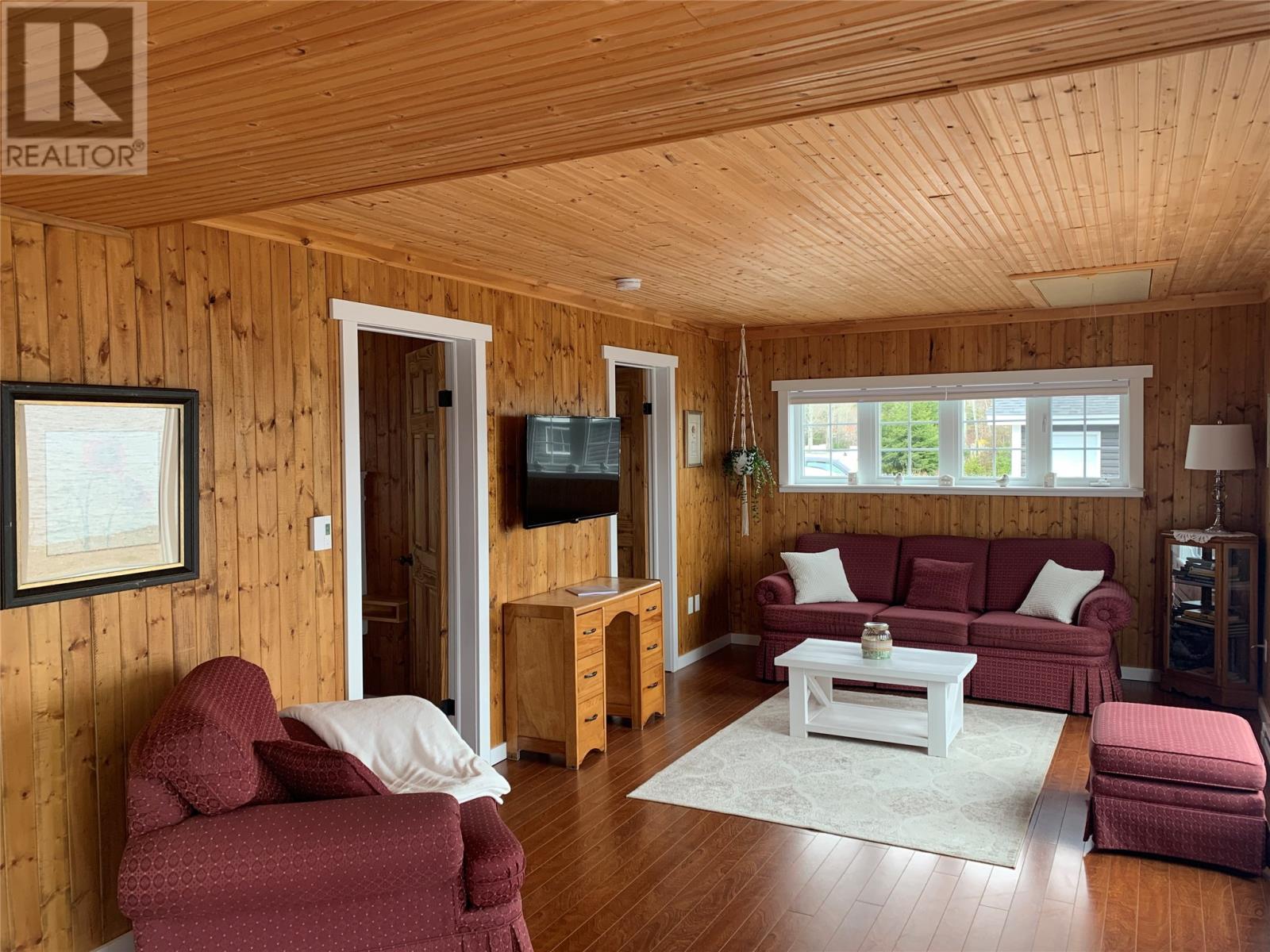 51 Road To The Isles Highway, Loon Bay, NL - Indoor Photo Showing Living Room