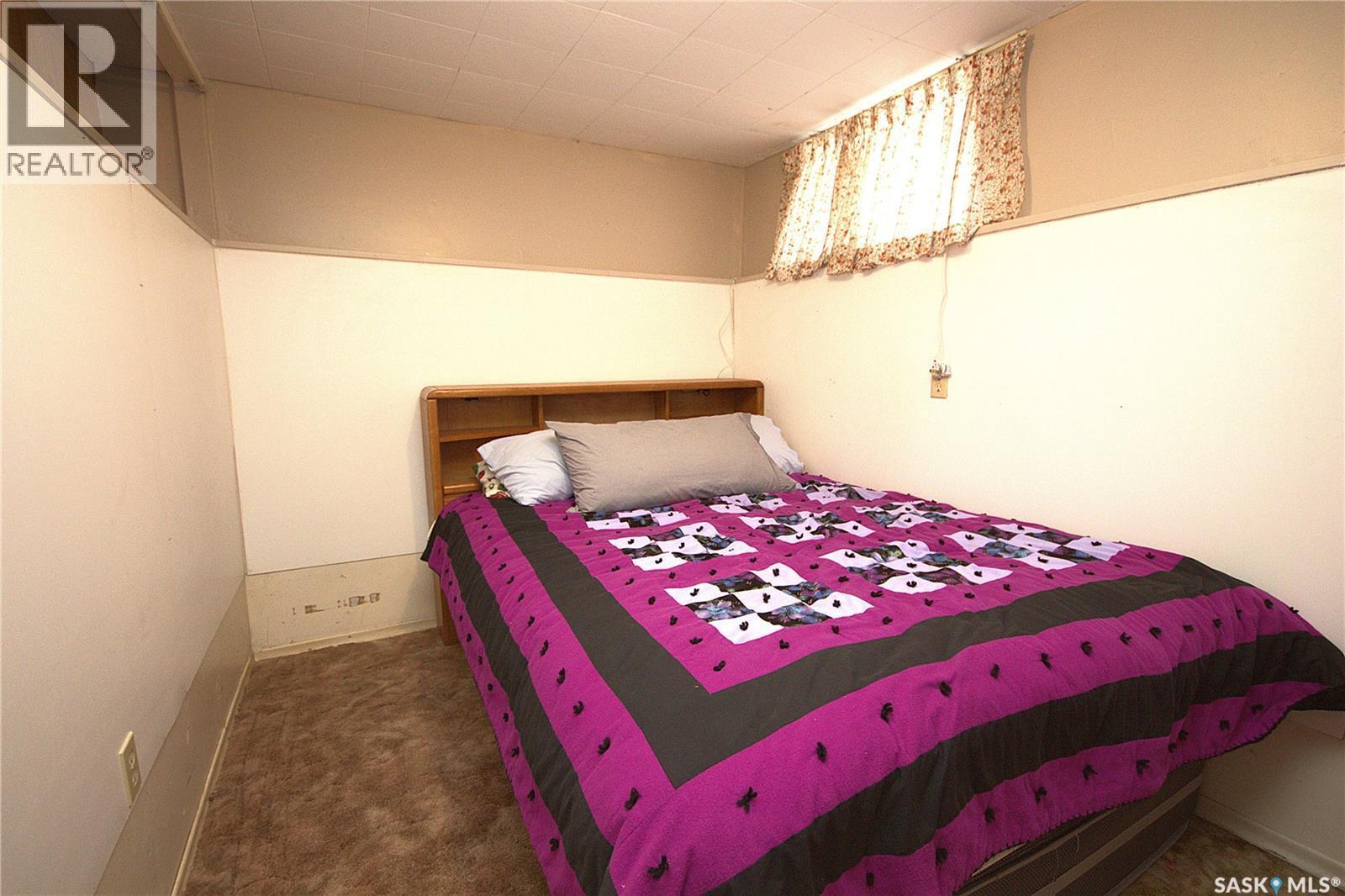 407 2Nd Street E, Wilkie, SK - Indoor Photo Showing Bedroom