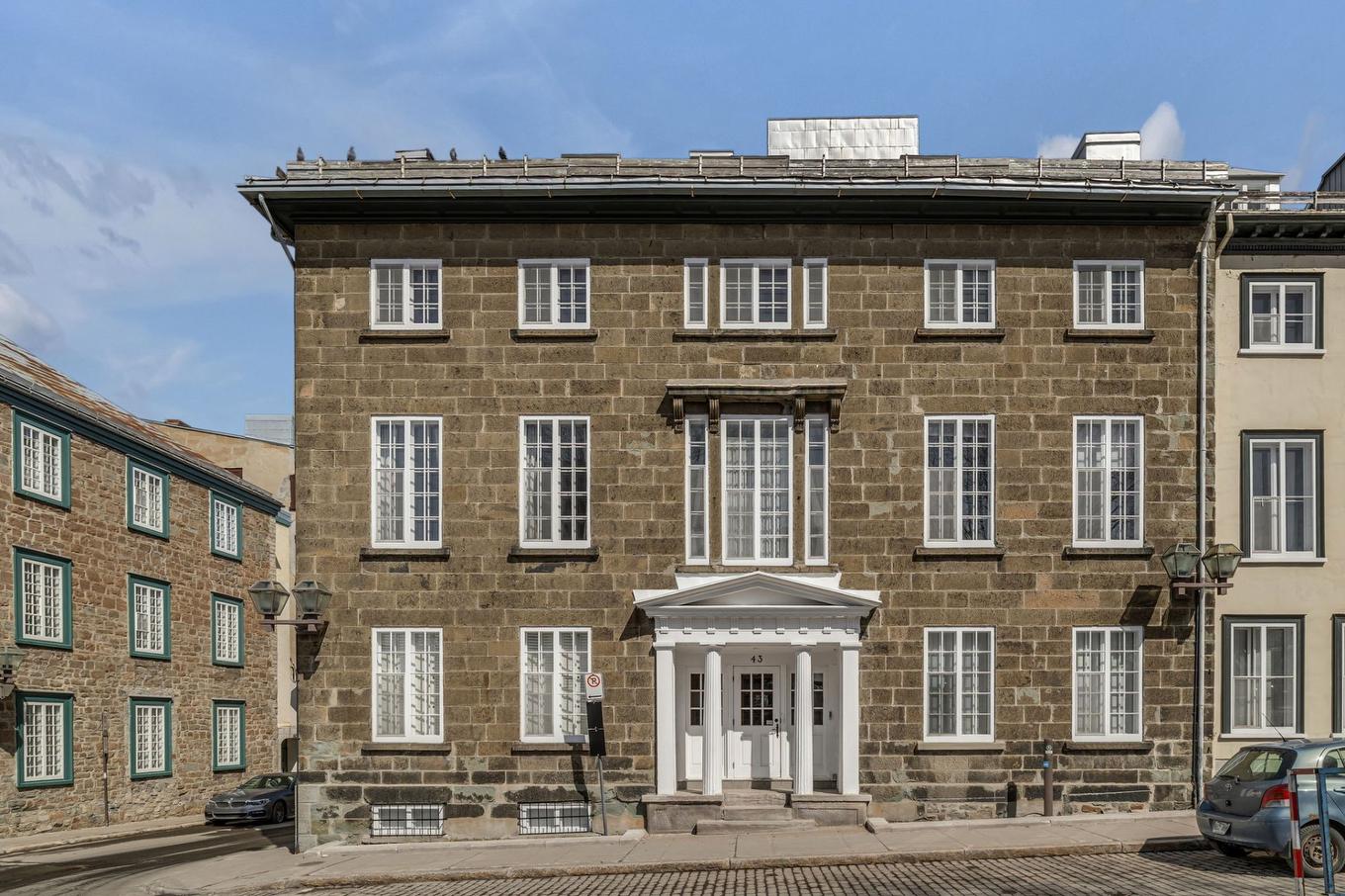 Façade - 303-43 Rue D'Auteuil, Québec (La Cité-Limoilou), QC