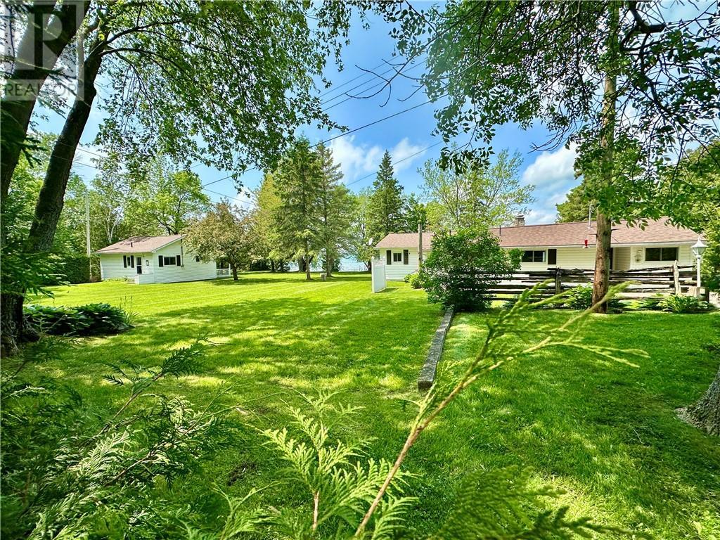 1393 A & B Highway 551, Mindemoya, Manitoulin Island, ON - Outdoor