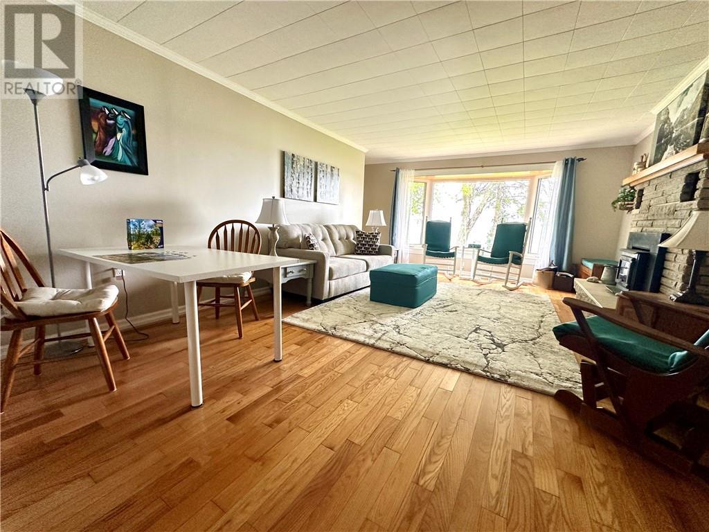 1393 A & B Highway 551, Mindemoya, Manitoulin Island, ON - Indoor