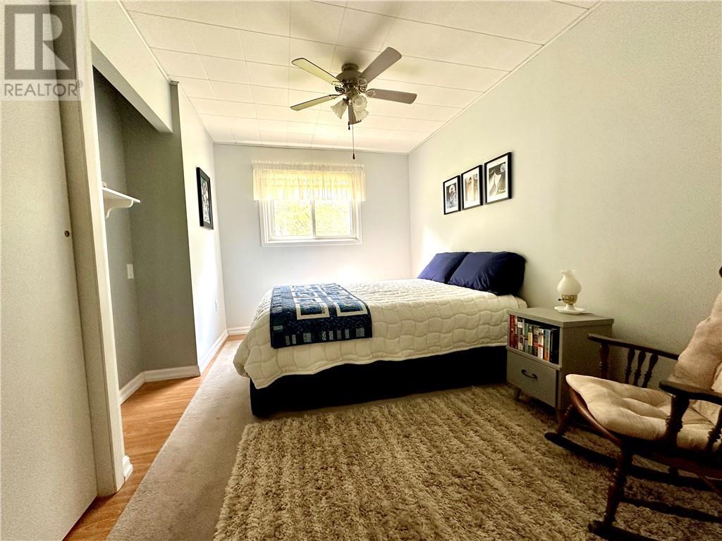 1393 A & B Highway 551, Mindemoya, Manitoulin Island, ON - Indoor Photo Showing Bedroom