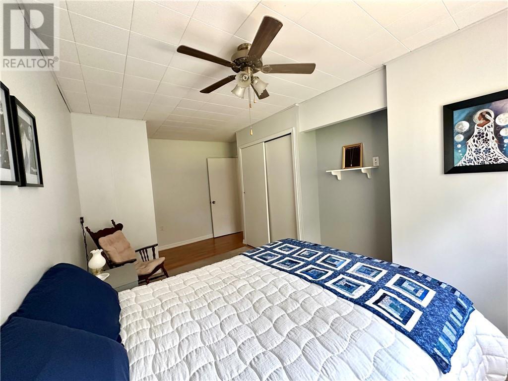 1393 A & B Highway 551, Mindemoya, Manitoulin Island, ON - Indoor Photo Showing Bedroom