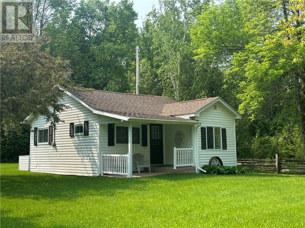 1393 A & B Highway 551, Mindemoya, Manitoulin Island, ON - Outdoor