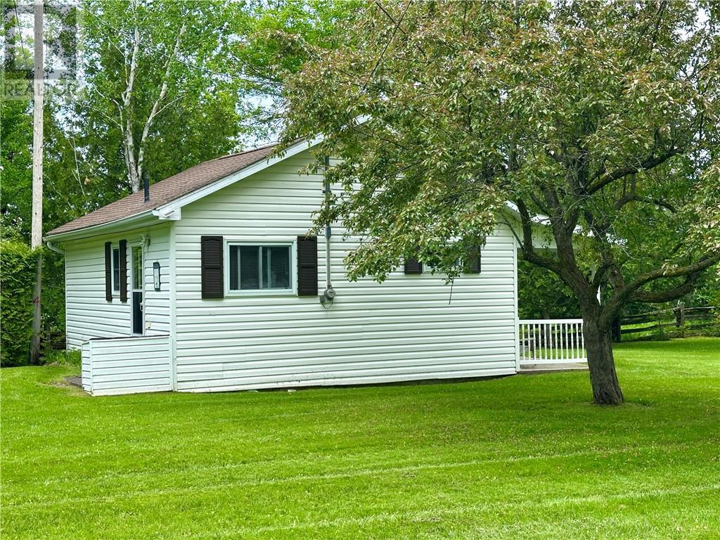 1393 A & B Highway 551, Mindemoya, Manitoulin Island, ON - Outdoor