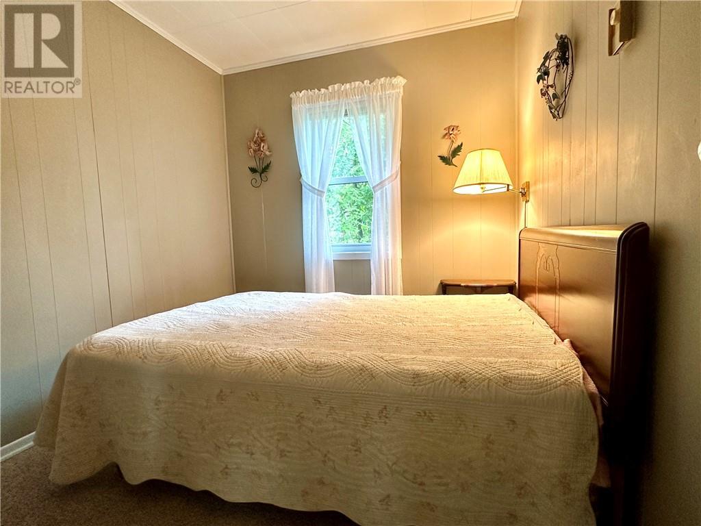 1393 A & B Highway 551, Mindemoya, Manitoulin Island, ON - Indoor Photo Showing Bedroom