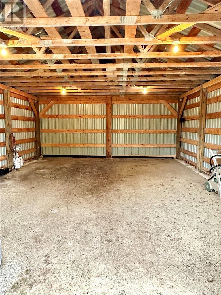 1393 A & B Highway 551, Mindemoya, Manitoulin Island, ON - Indoor Photo Showing Other Room