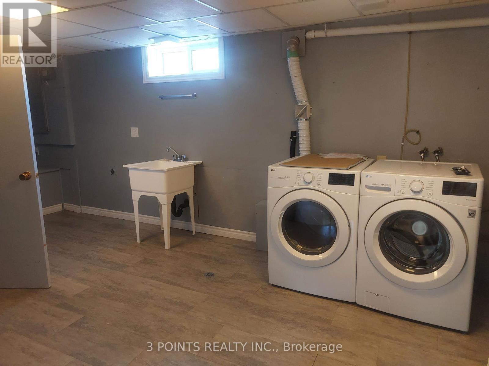 377 South Street S, Goderich (Goderich (Town)), ON - Indoor Photo Showing Laundry Room