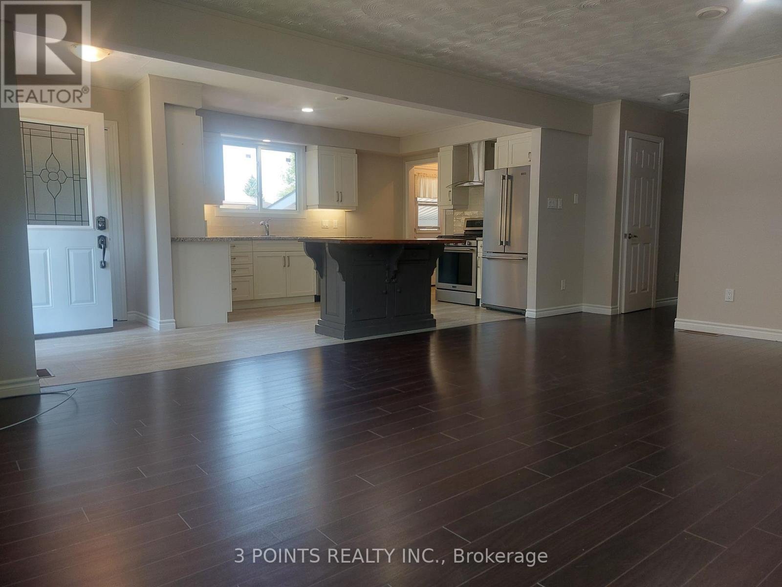 377 South Street S, Goderich (Goderich (Town)), ON - Indoor Photo Showing Living Room