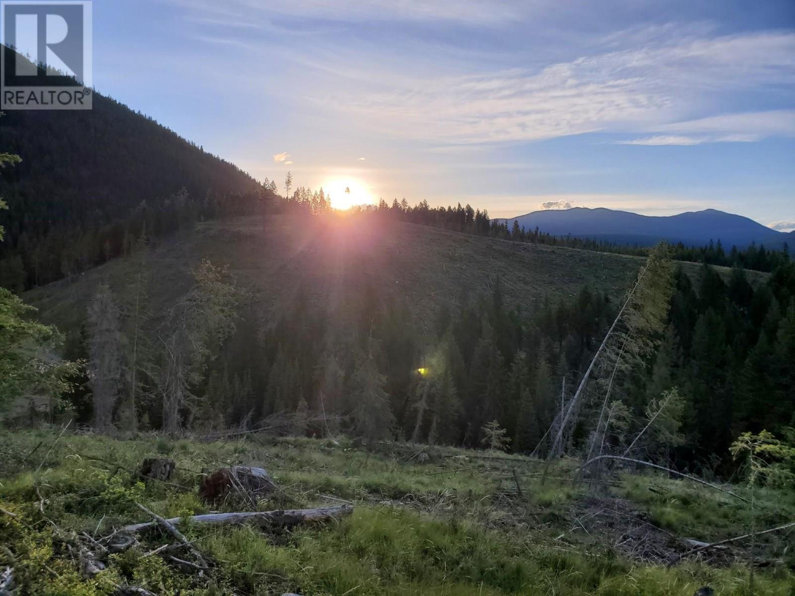 442 Lumberton Road, Cranbrook, BC