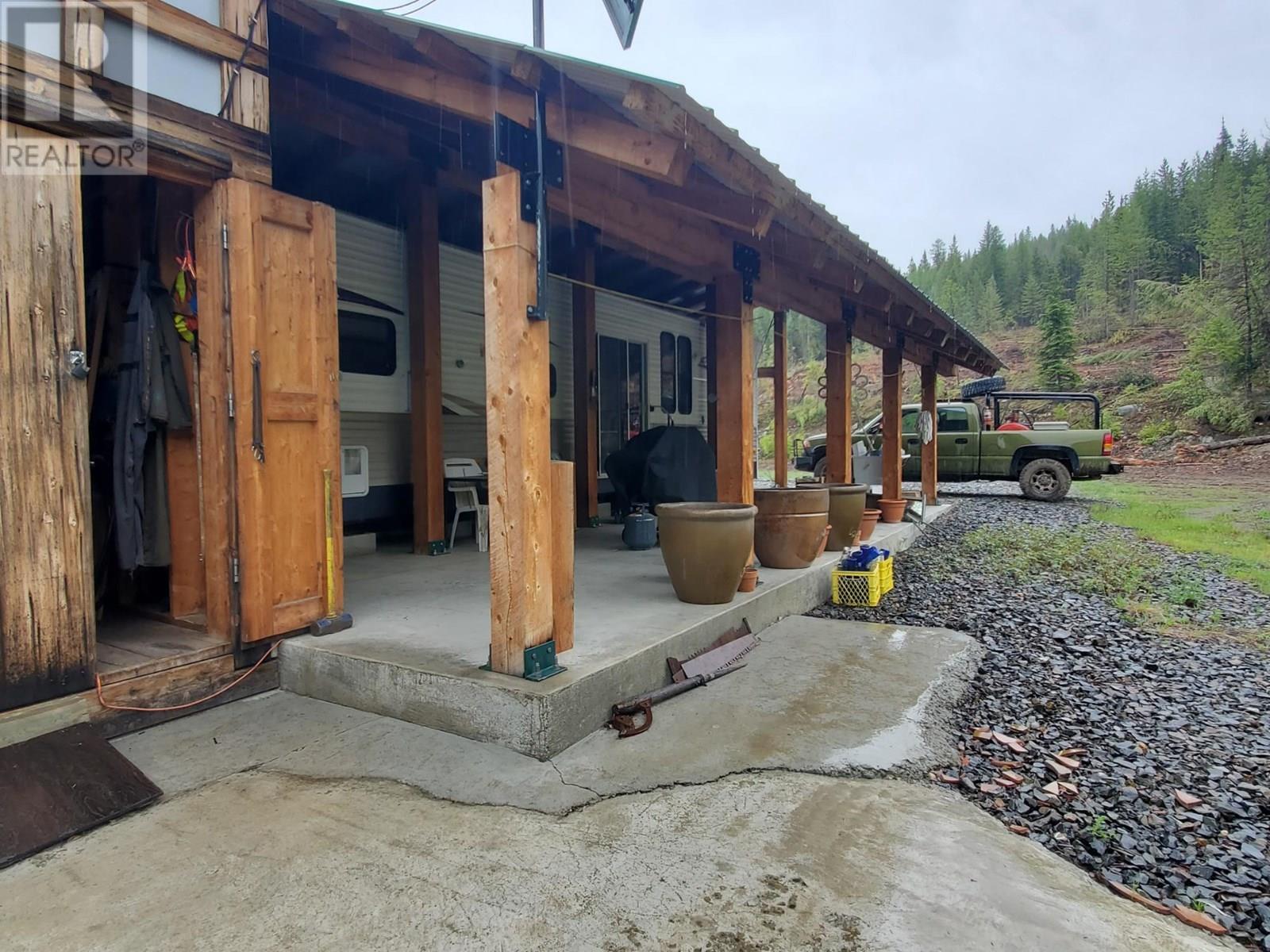 442 Lumberton Road, Cranbrook, BC