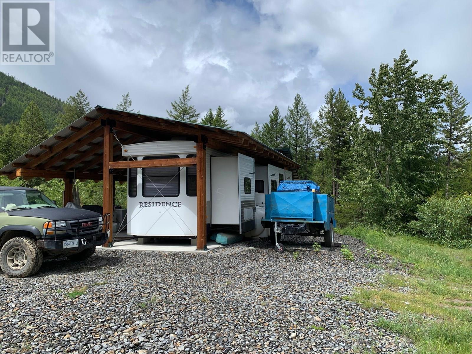 442 Lumberton Road, Cranbrook, BC