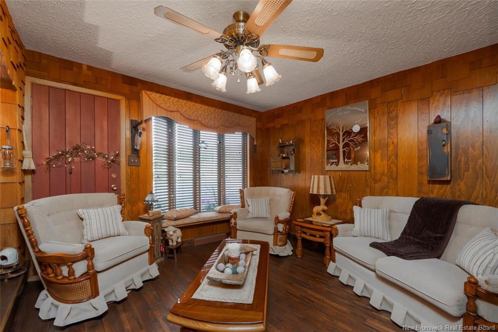 696 Victoria St, Edmundston, NB