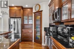 Kitchen with island -