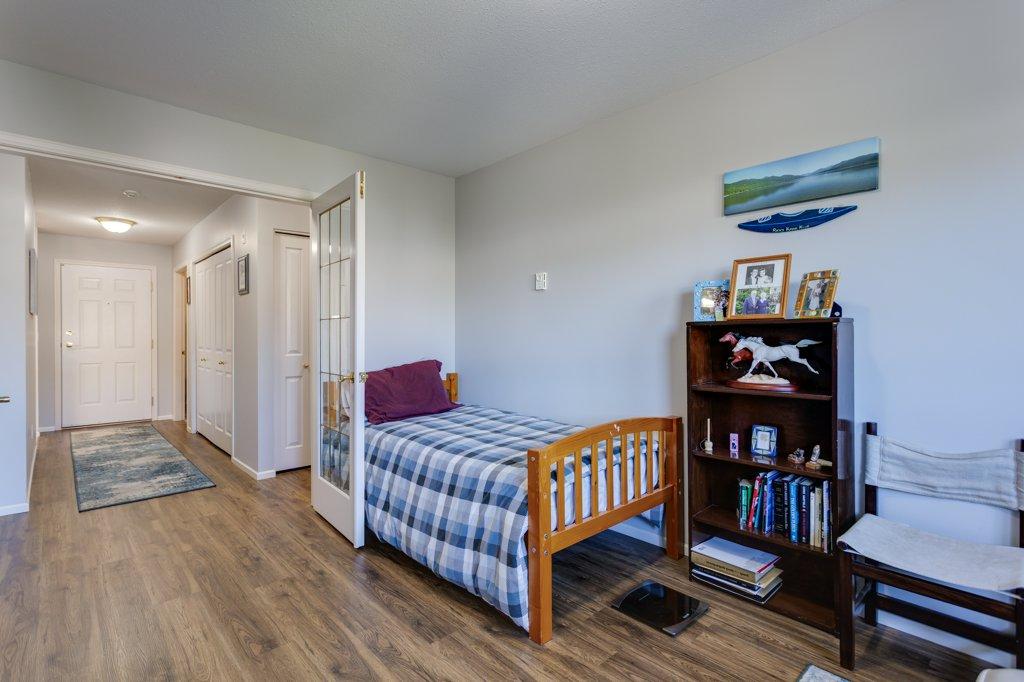 306-3850 Brown Road, West Kelowna, BC - Indoor Photo Showing Bedroom