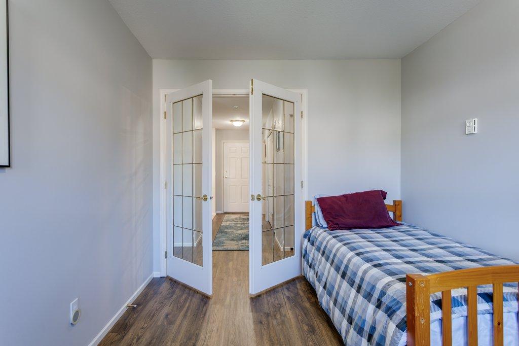 306-3850 Brown Road, West Kelowna, BC - Indoor Photo Showing Bedroom