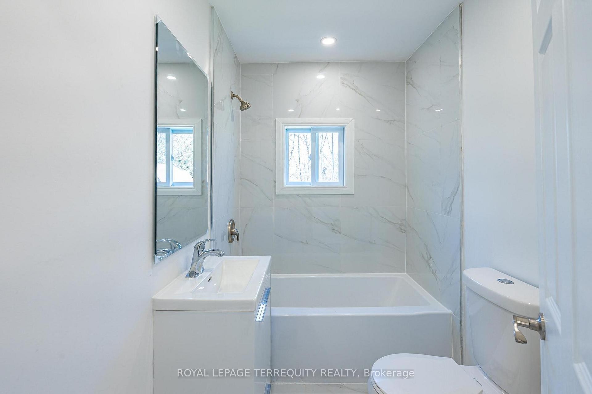 109 Forsyth Street, Marmora And Lake, ON - Indoor Photo Showing Bathroom