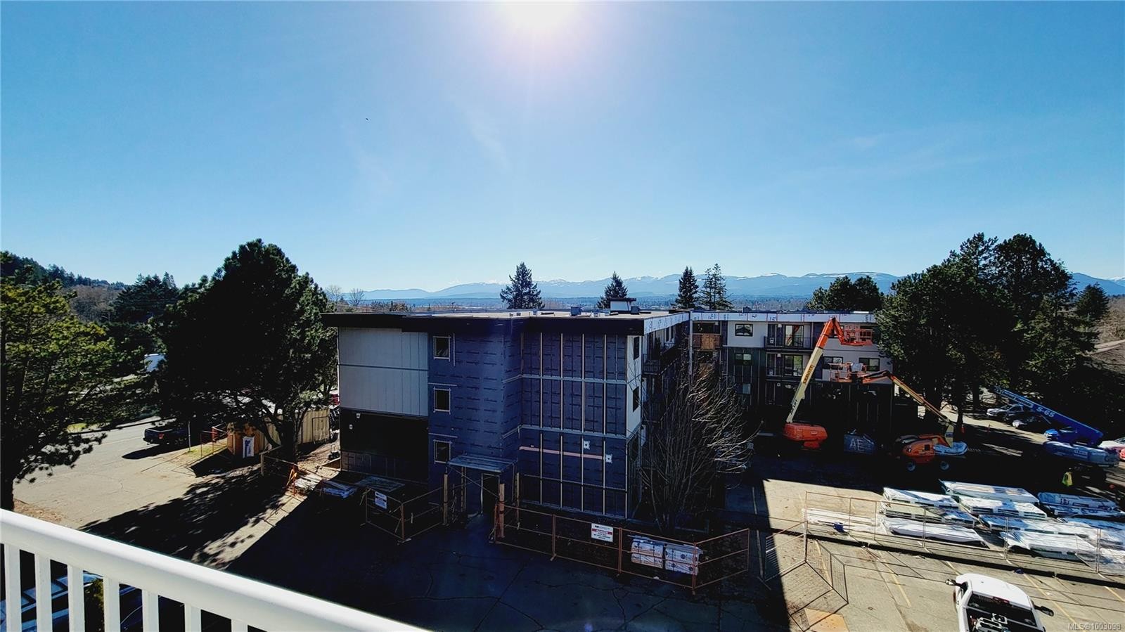 401-175 Centennial Dr, Courtenay, BC - Outdoor