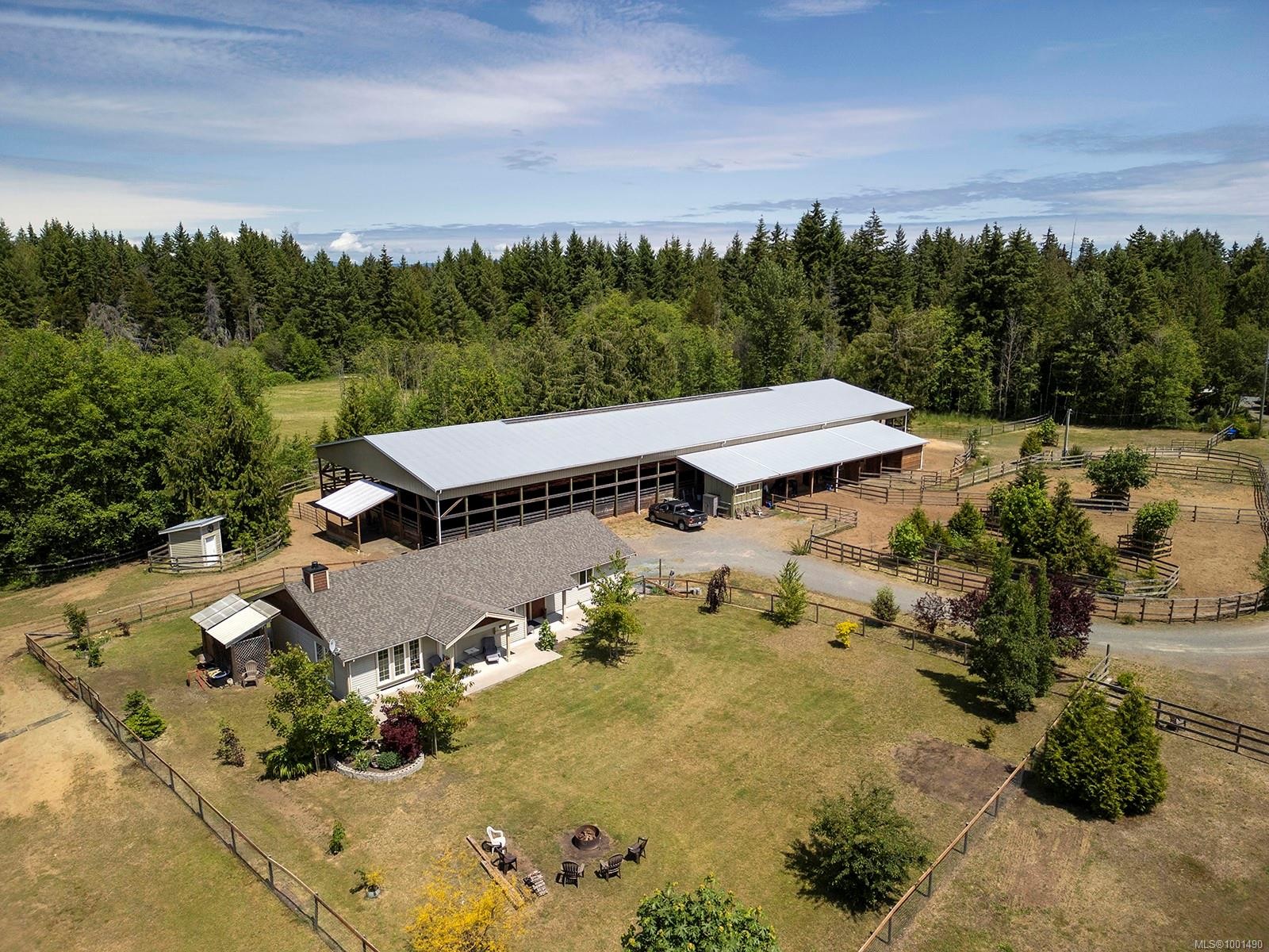 1195 Burbank Rd, Qualicum Beach, BC