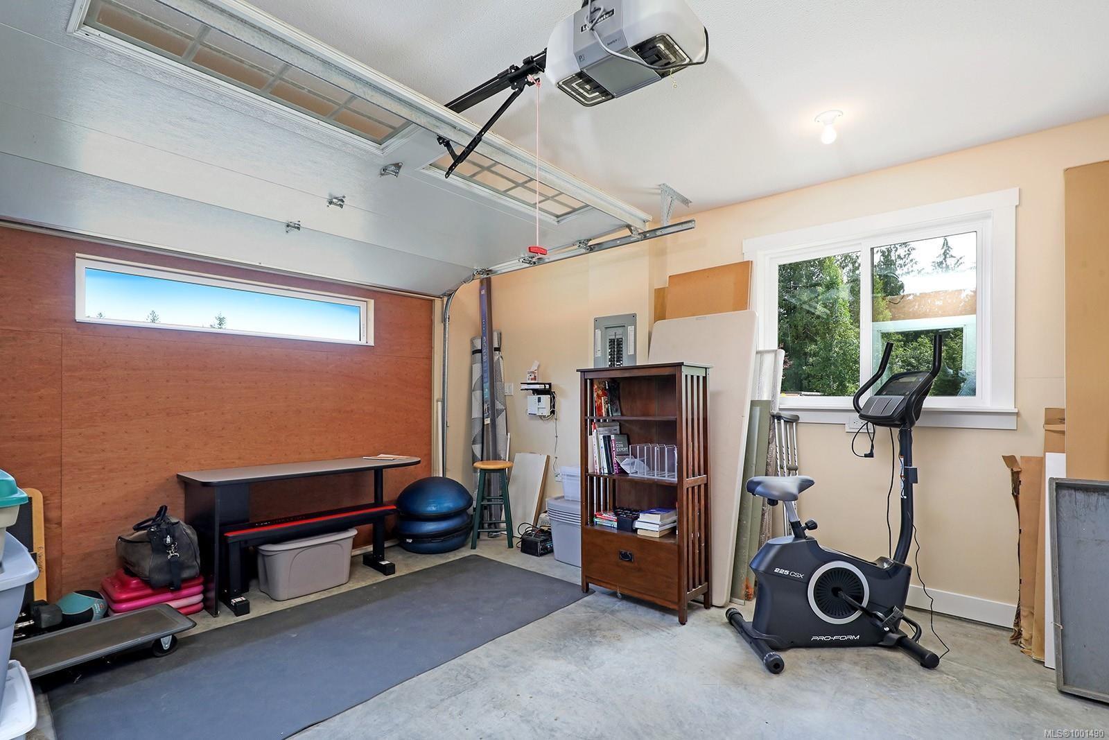 1195 Burbank Rd, Qualicum Beach, BC