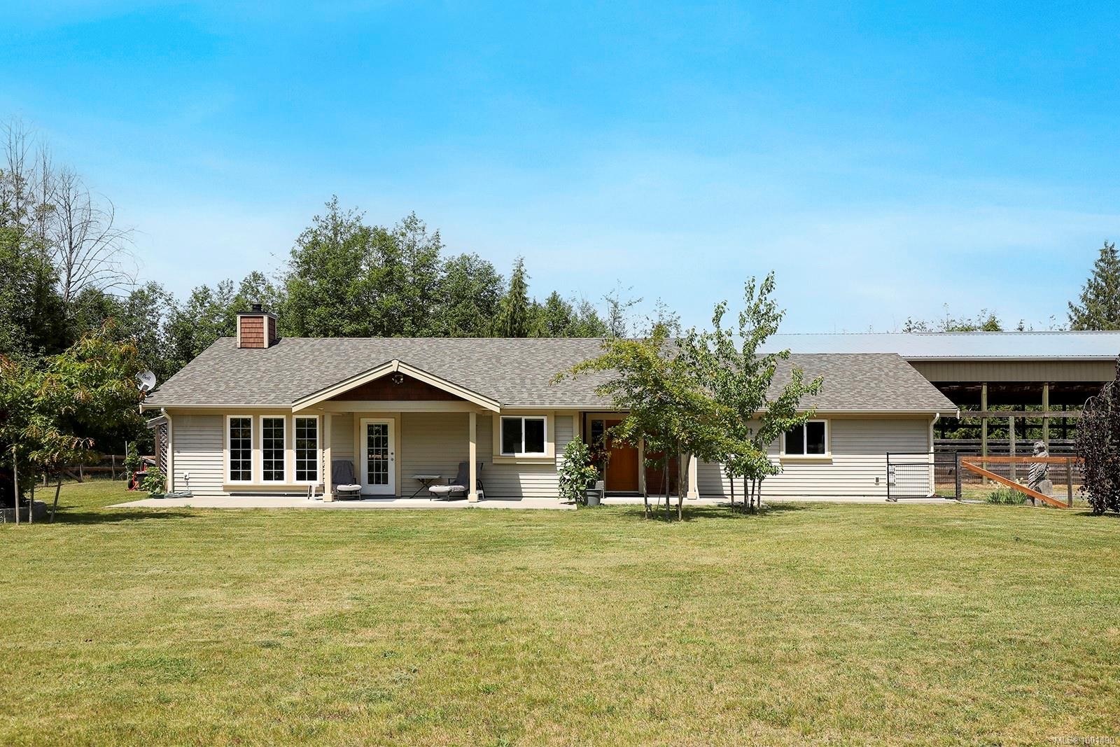 1195 Burbank Rd, Qualicum Beach, BC