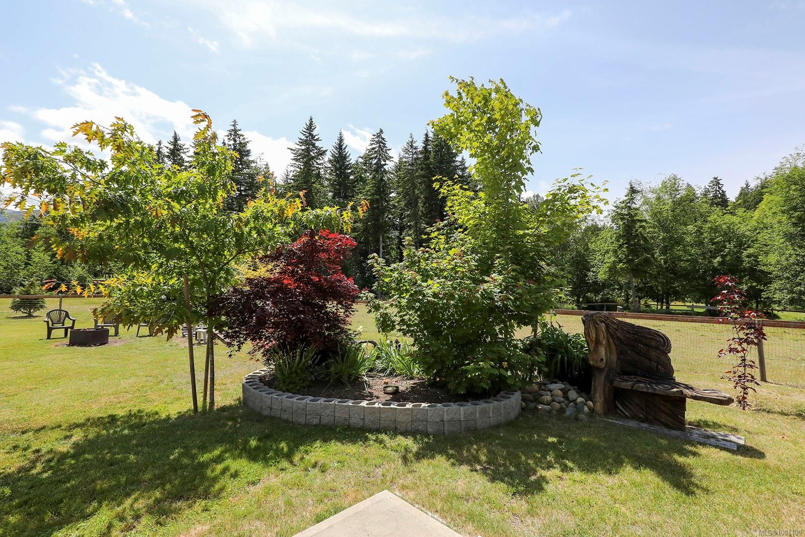 1195 Burbank Rd, Qualicum Beach, BC