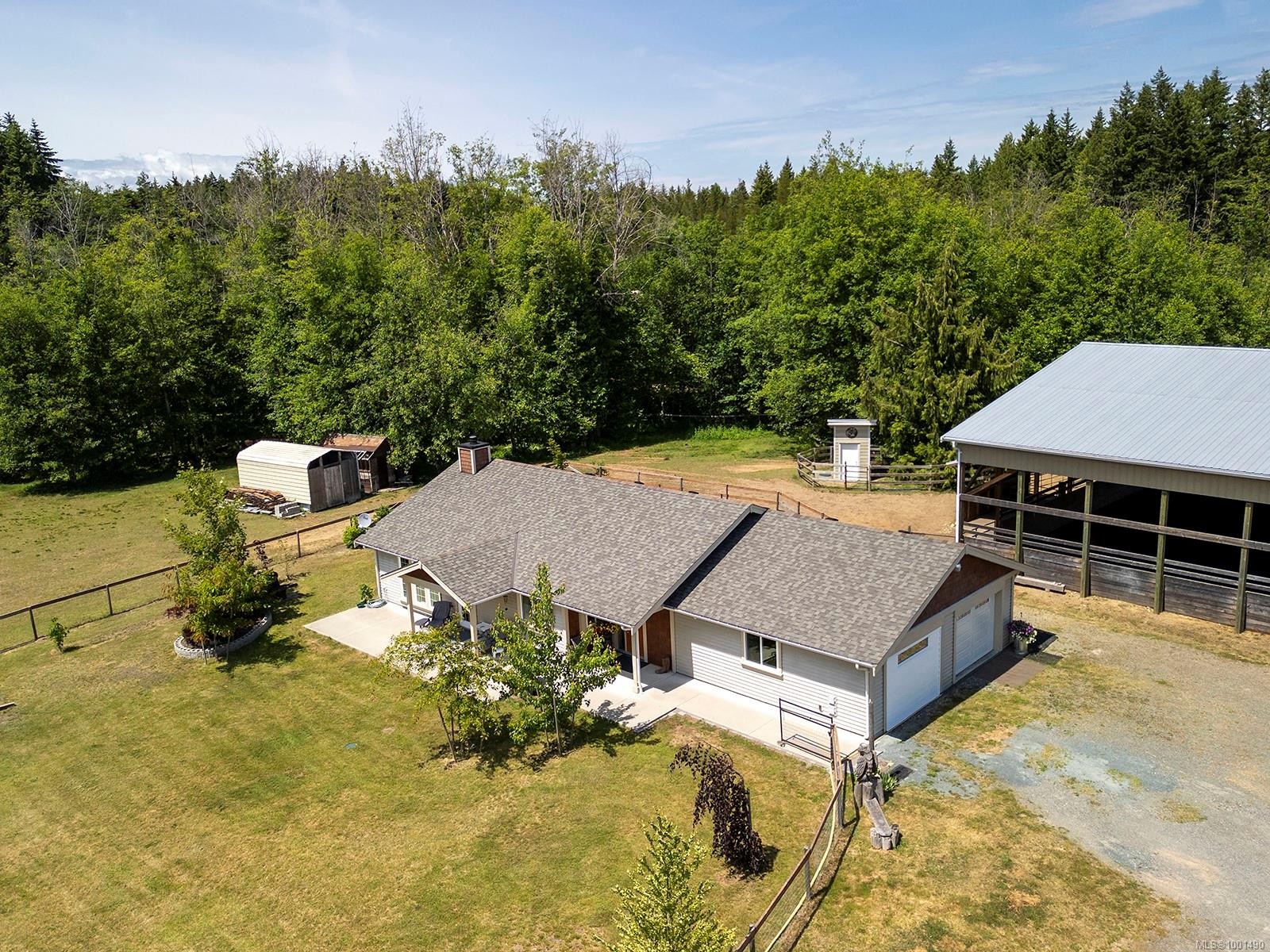 1195 Burbank Rd, Qualicum Beach, BC