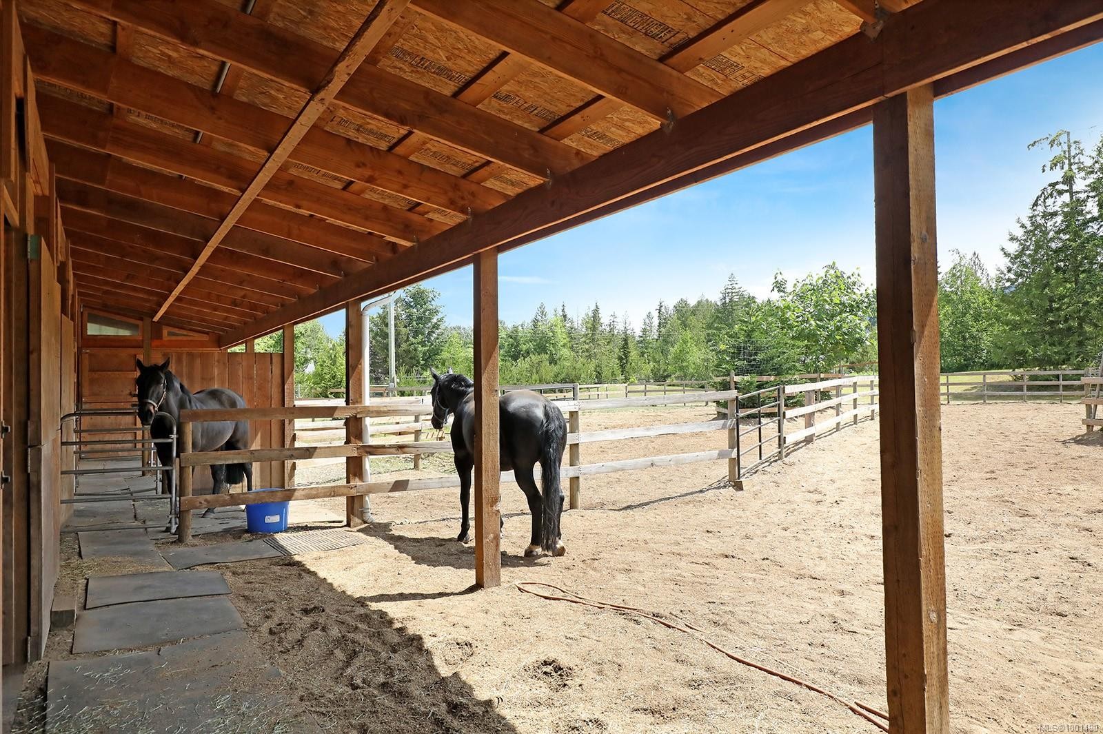 1195 Burbank Rd, Qualicum Beach, BC