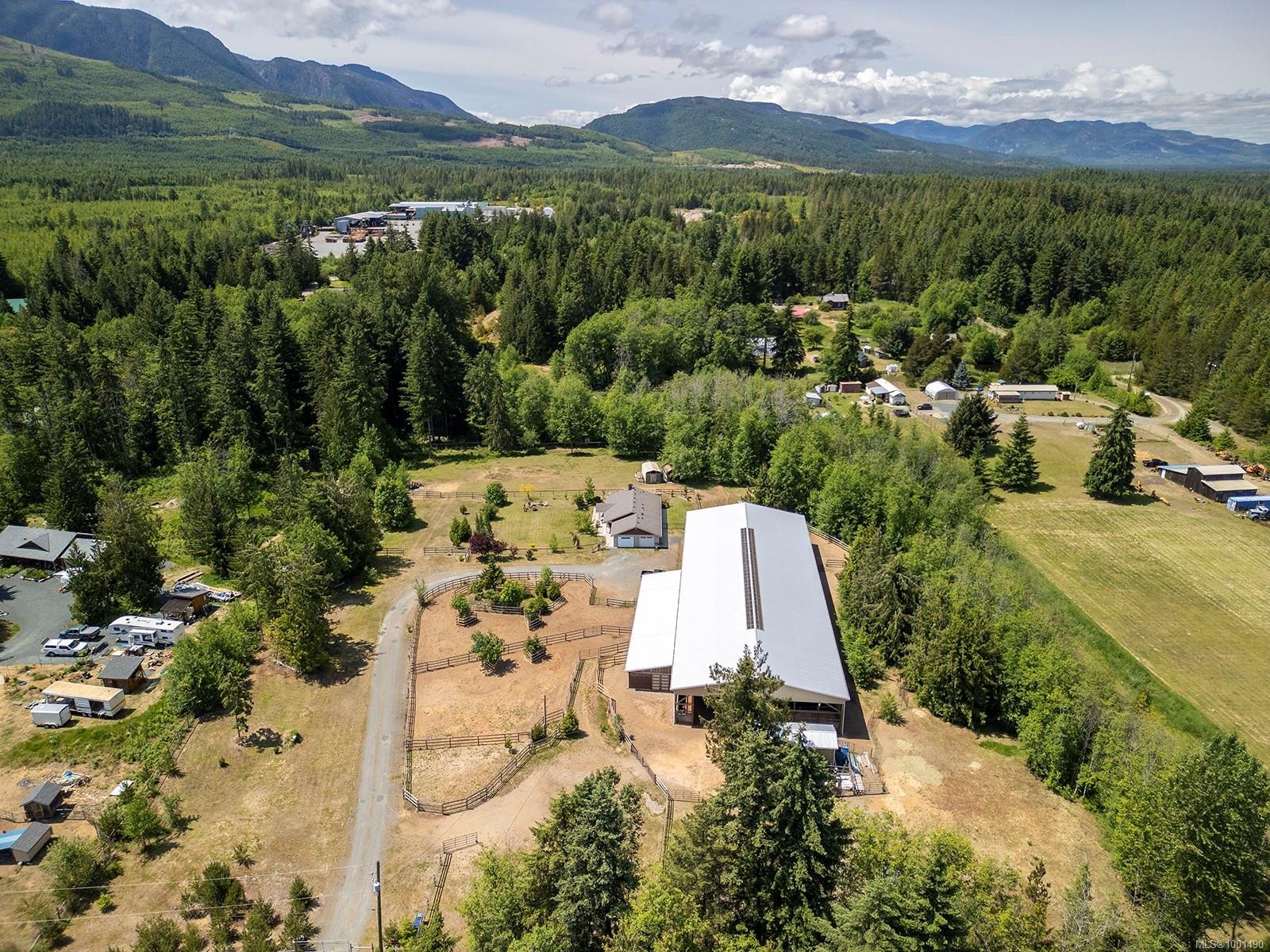 1195 Burbank Rd, Qualicum Beach, BC