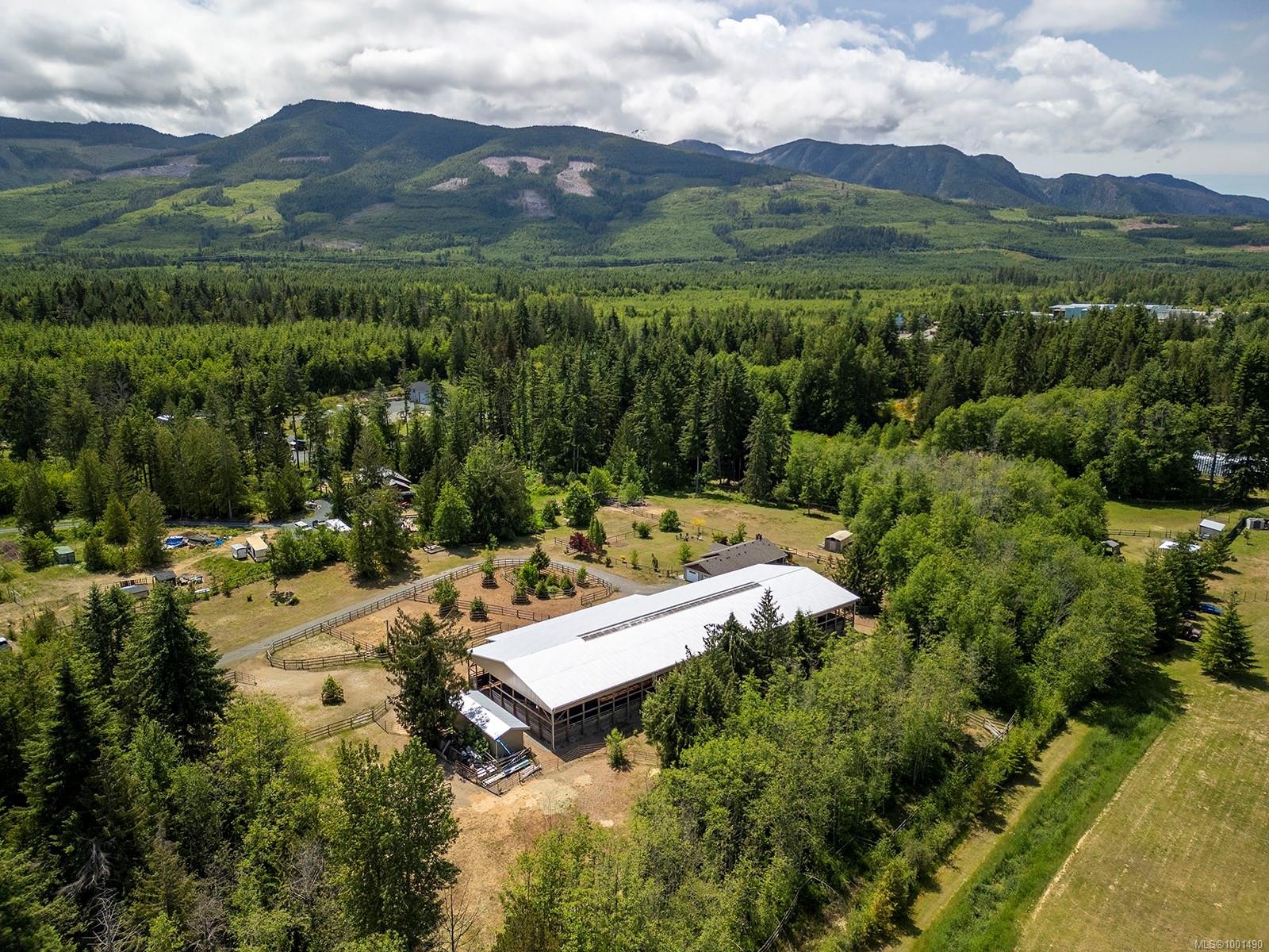 1195 Burbank Rd, Qualicum Beach, BC