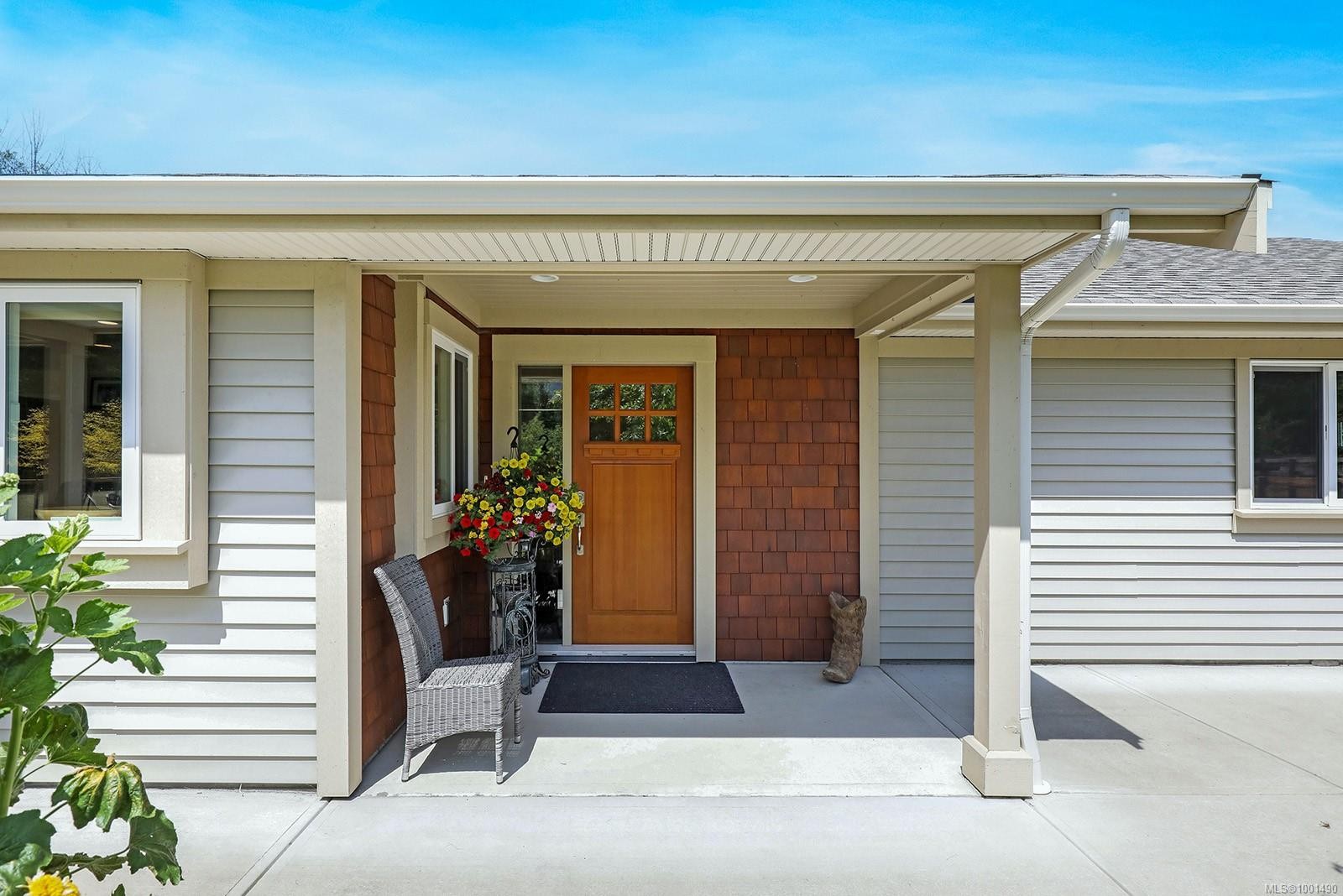 1195 Burbank Rd, Qualicum Beach, BC