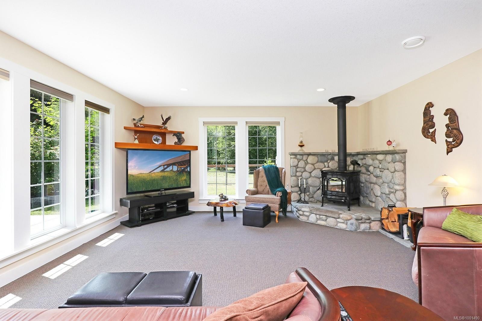 1195 Burbank Rd, Qualicum Beach, BC