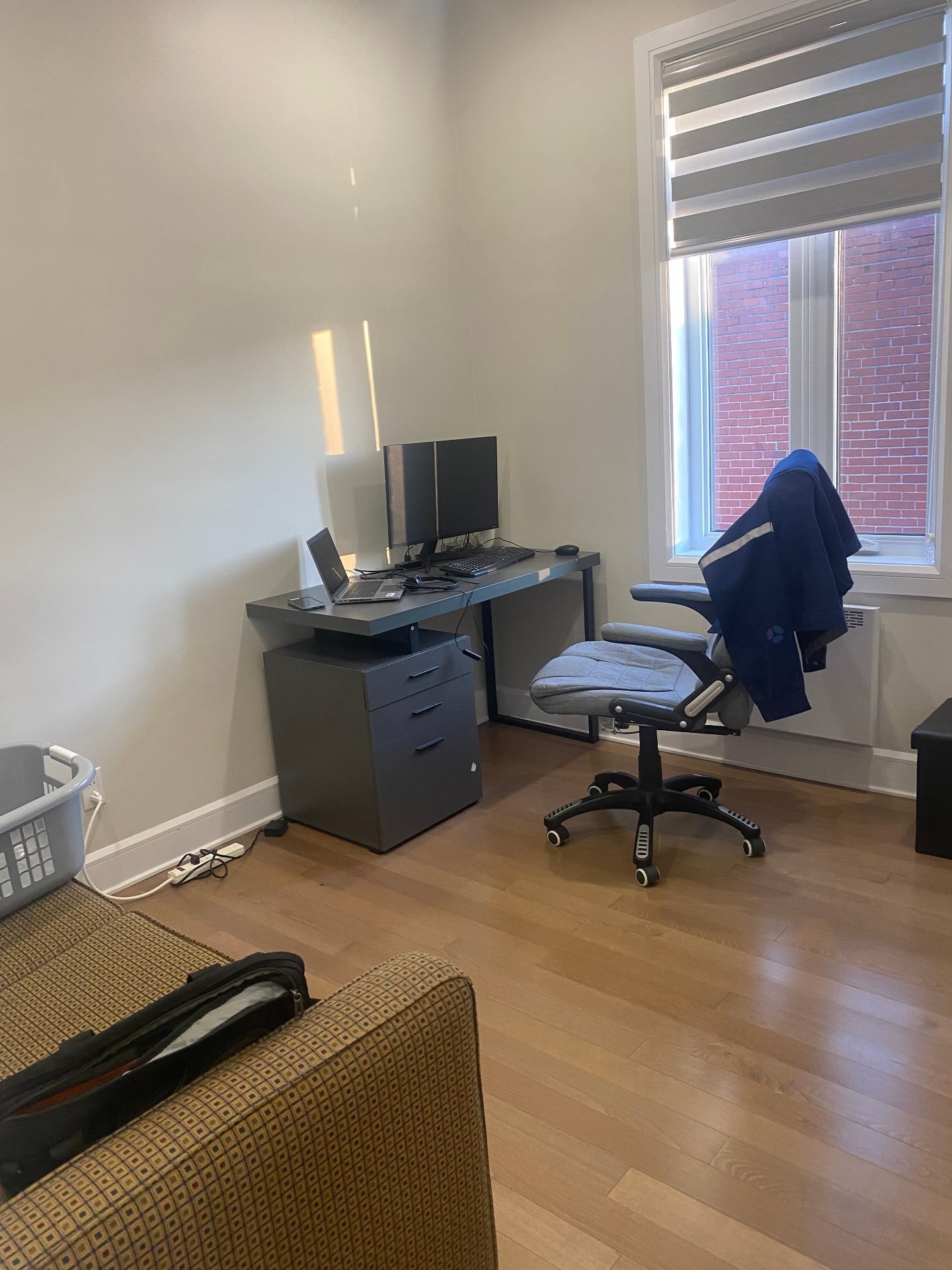 Chambre à coucher - 5209 Av. Ponsard, Montréal (Côte-Des-Neiges/Notre-Dame-De-Grâce), QC - Indoor Photo Showing Office