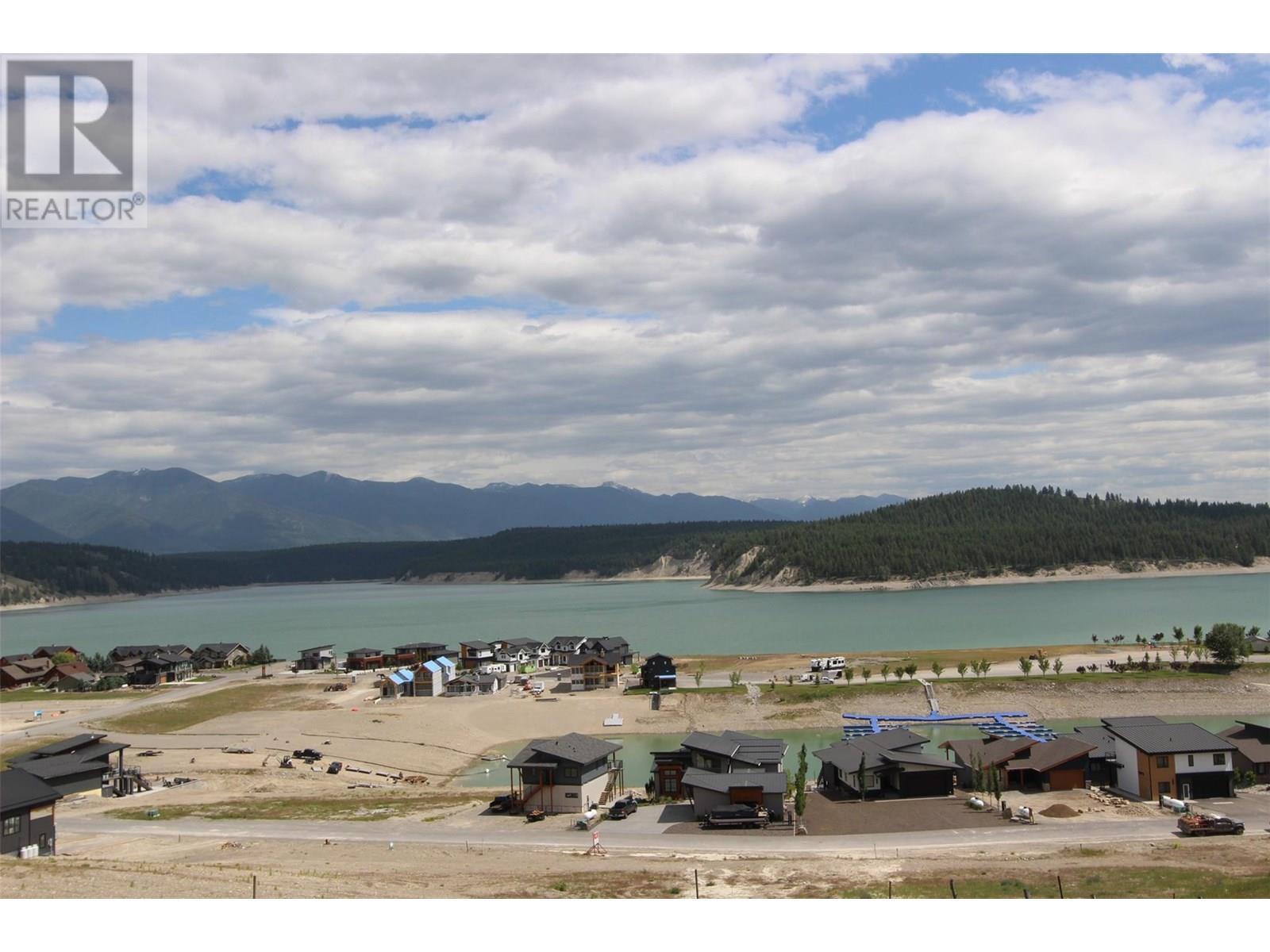 1695 Koocanusa Lake Drive, Newgate, BC - Outdoor With Body Of Water With View