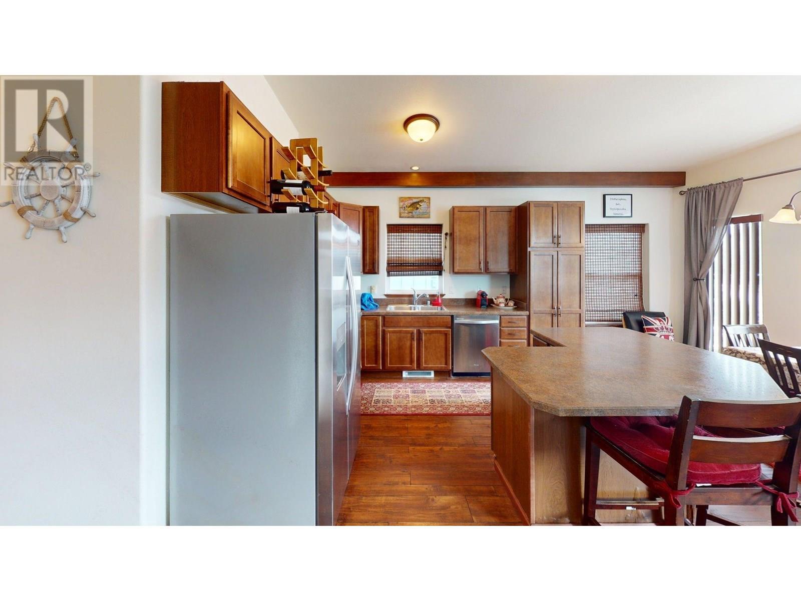 1695 Koocanusa Lake Drive, Newgate, BC - Indoor