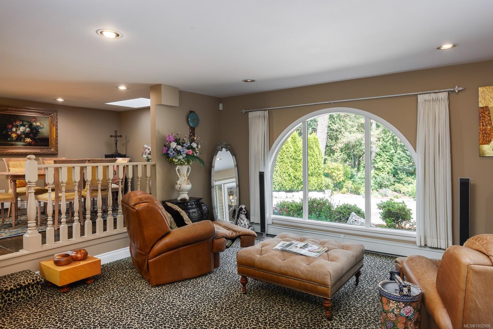 2495 Shannon Pl, Saanich, BC