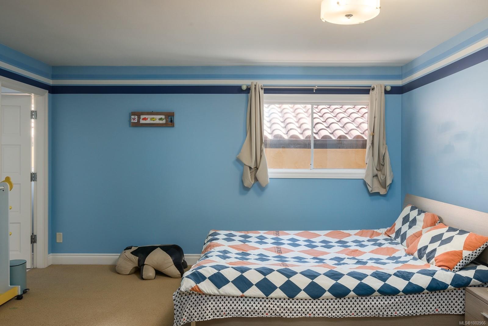 2495 Shannon Pl, Saanich, BC