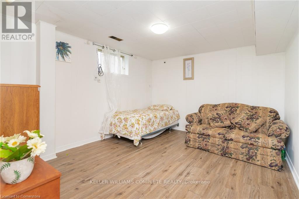 574 Upper Sherman Avenue, Hamilton, ON - Indoor