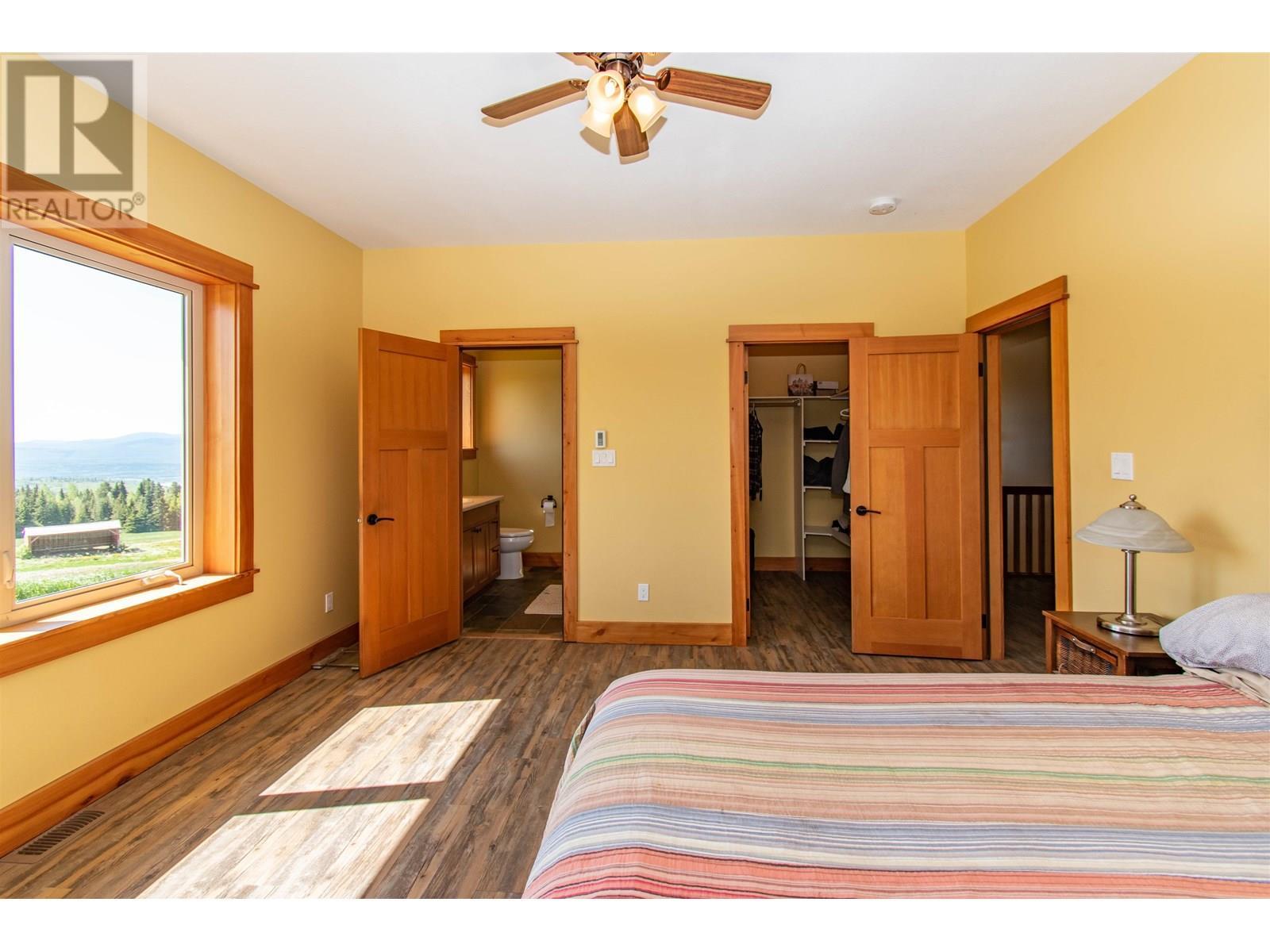6536 Boundary Road, Telkwa, BC - Indoor Photo Showing Bedroom