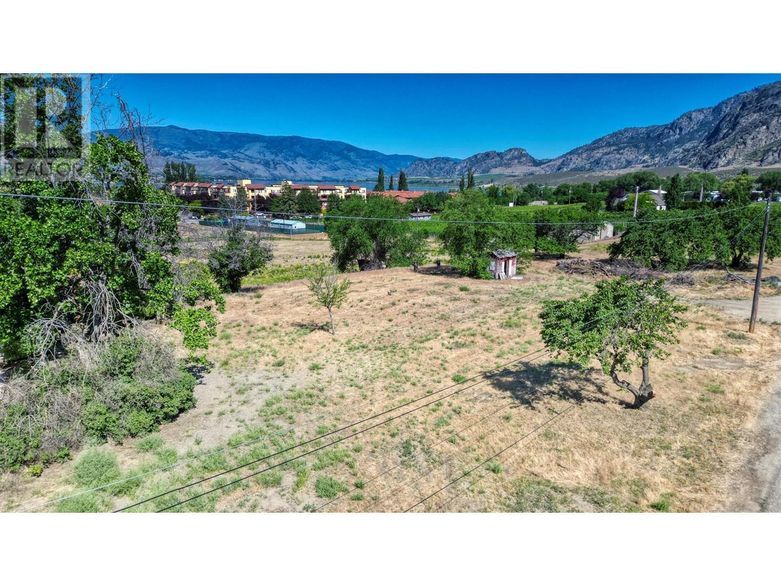 7010/7012 Tamarack Drive, Osoyoos, BC