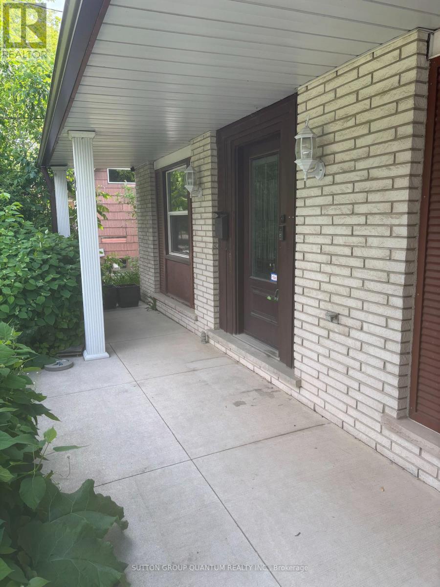 72 Teal Avenue, Hamilton, ON - Outdoor With Exterior