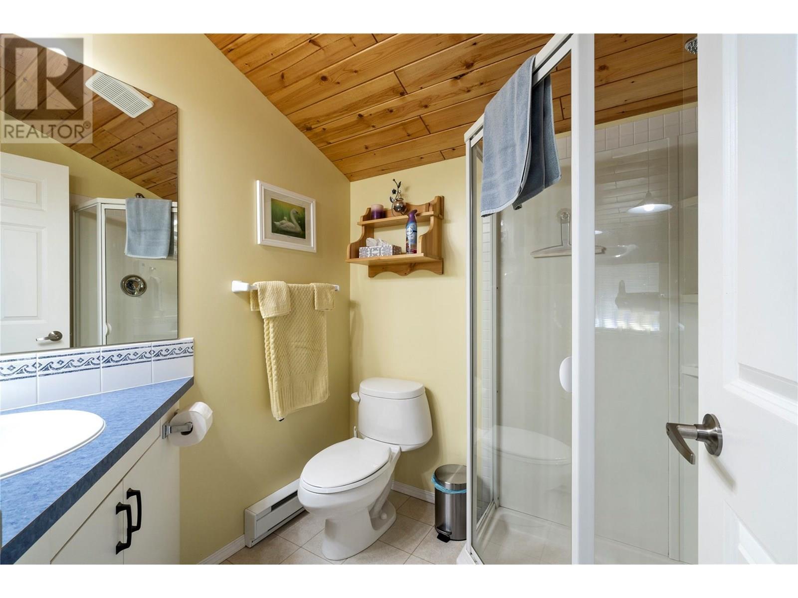 Carriage House Bathroom - 1047 Wharf Road, Scotch Creek, BC - Indoor Photo Showing Bathroom